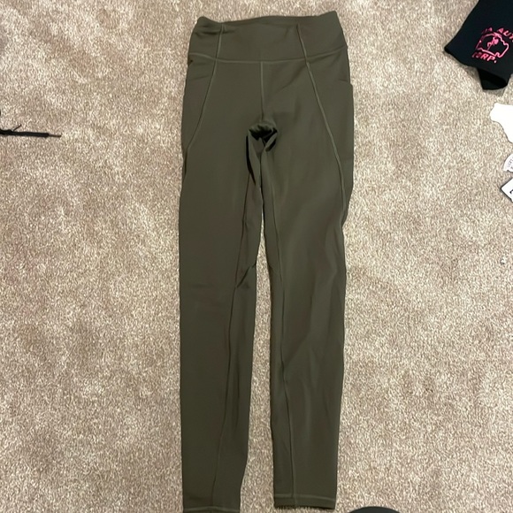 lululemon athletica Pants - Fast and free lululemon size 4 leggings in olive green 28” inseam